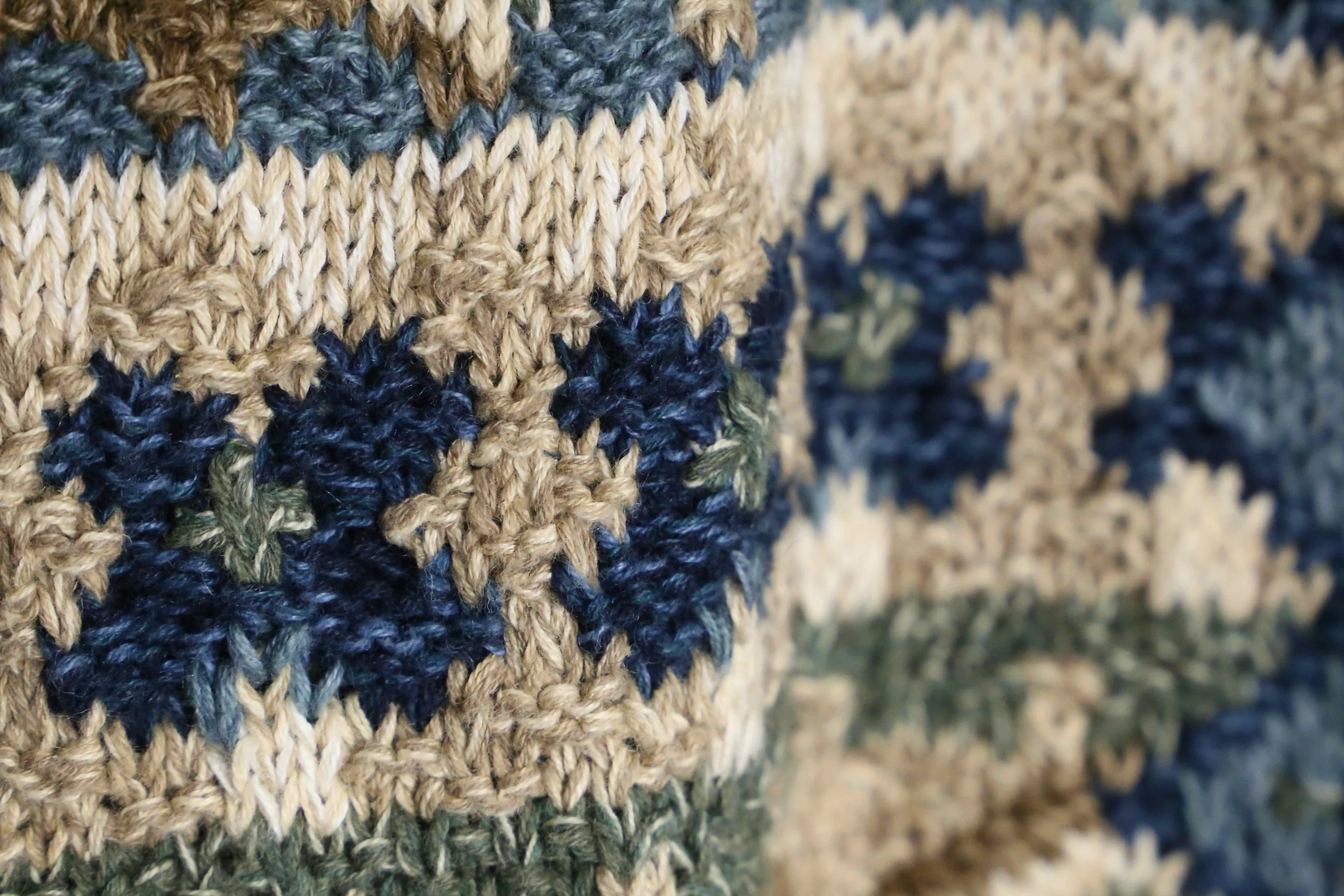 abstract pattern ramie×cotton hand knit