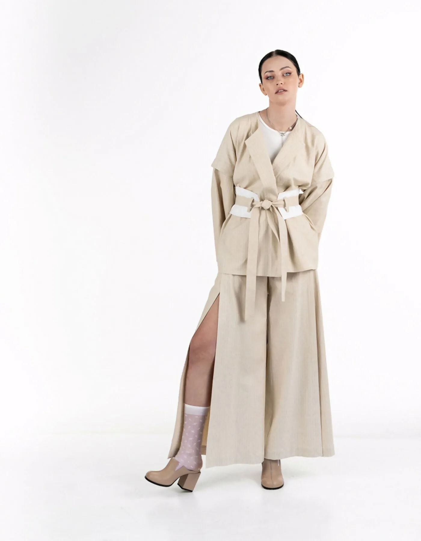 Beige linen kimono