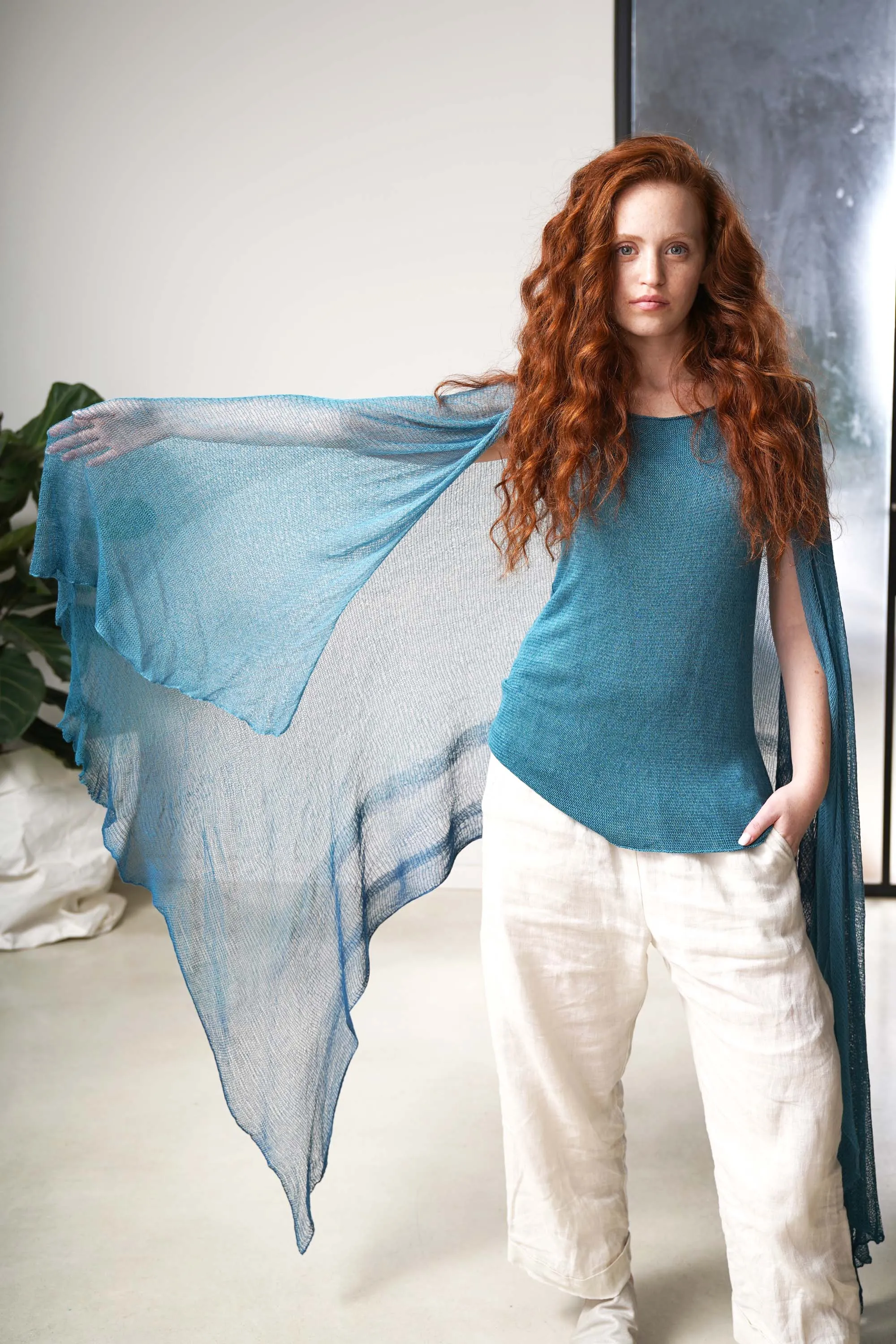 Boat neck sleeveless knit top - Turquoise