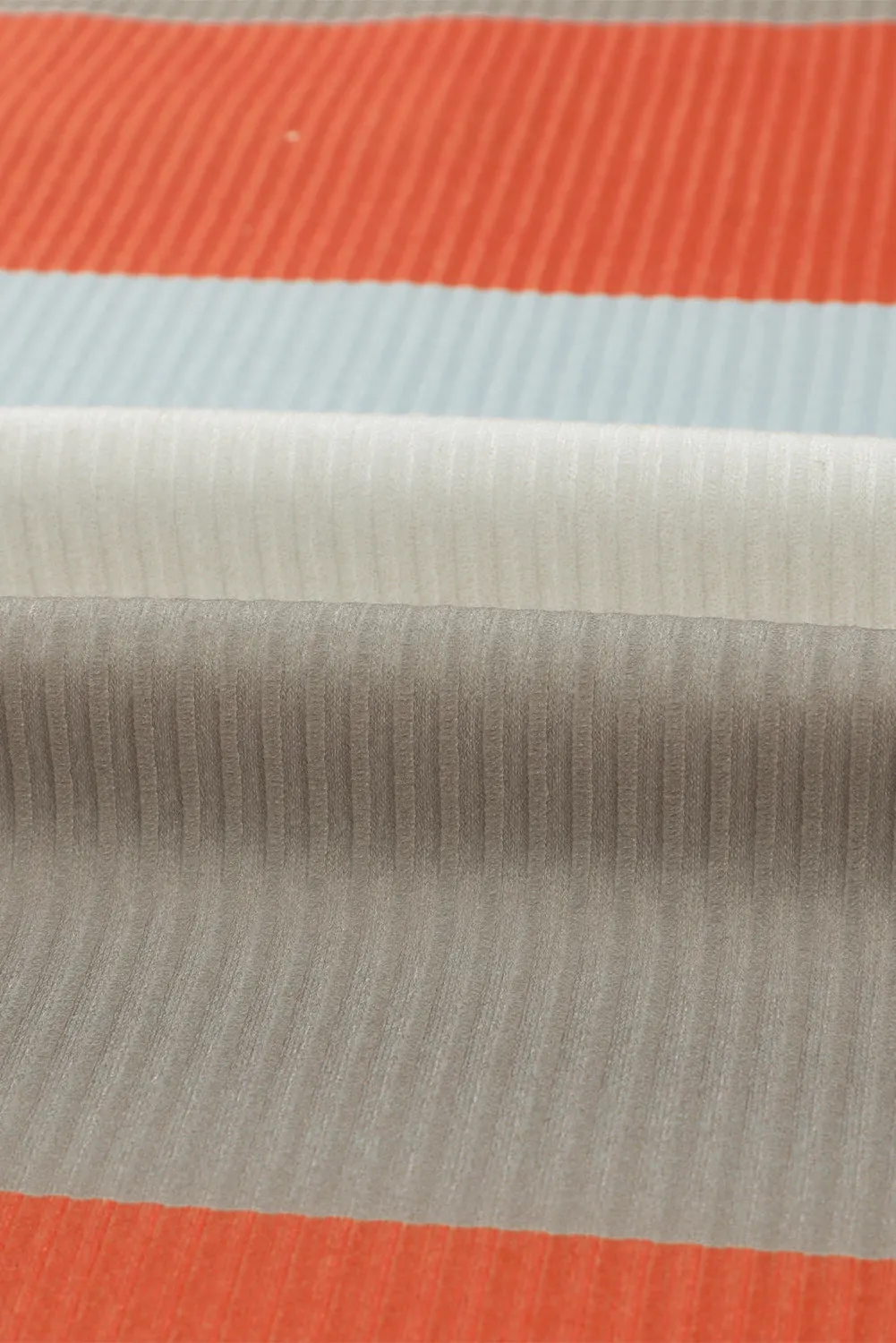 Colorblock Ribbed Knit Top With Pocket