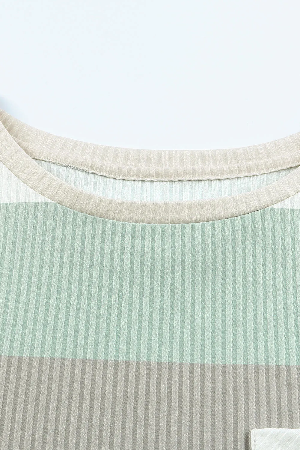 Colorblock Ribbed Knit Top With Pocket