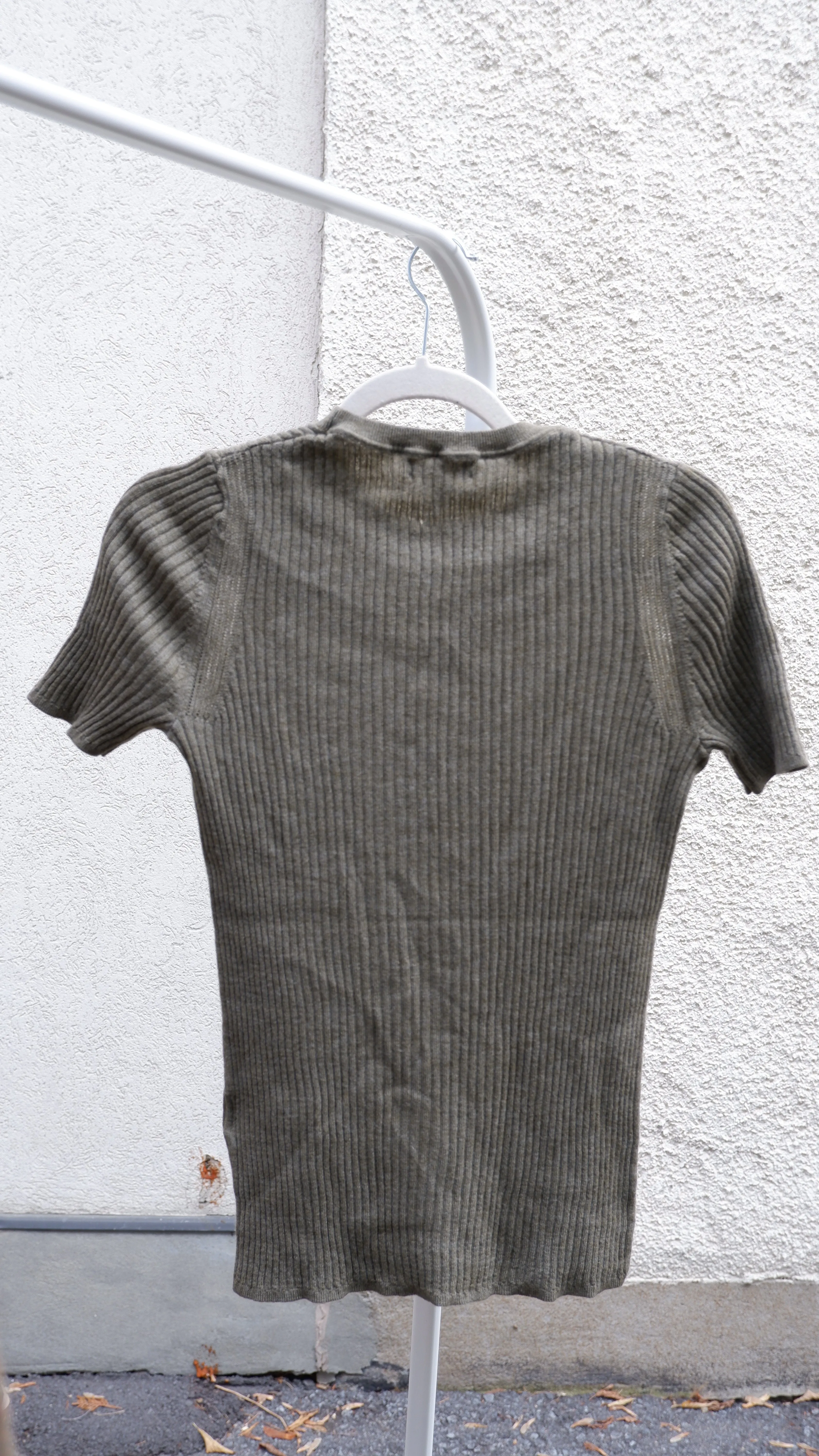 Cozy Ribbed Moss Merino Tee - M