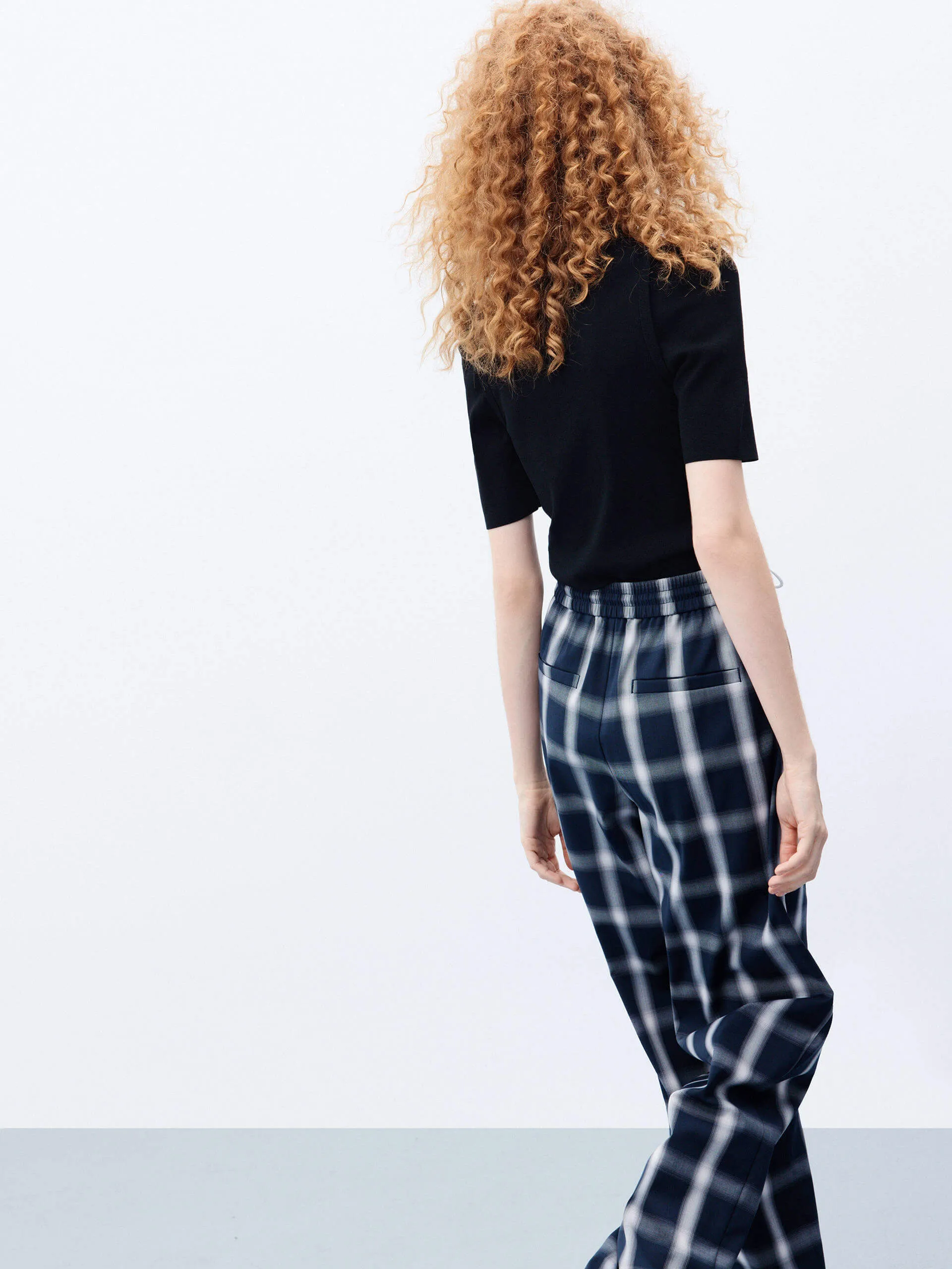 Cut Shoulder Knit Top