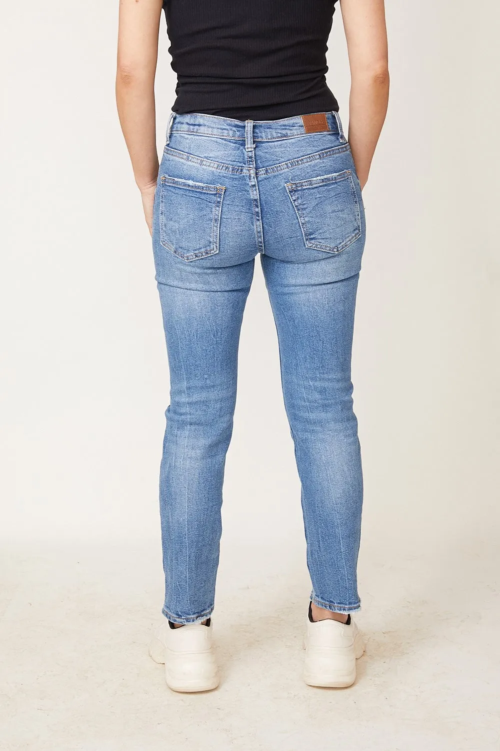 DARK BOYFRIEND JEANS