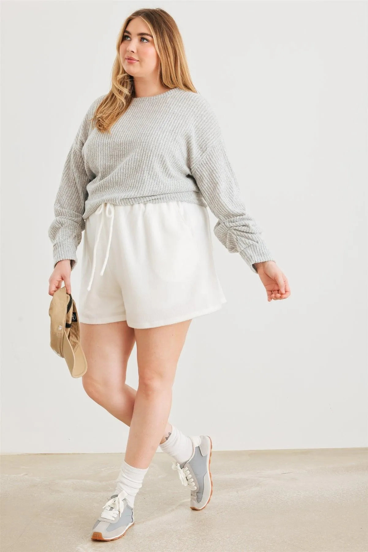 Junior Plus Heather Grey Ribbed Knit Ruched Long Sleeve Sweater /2-2-1