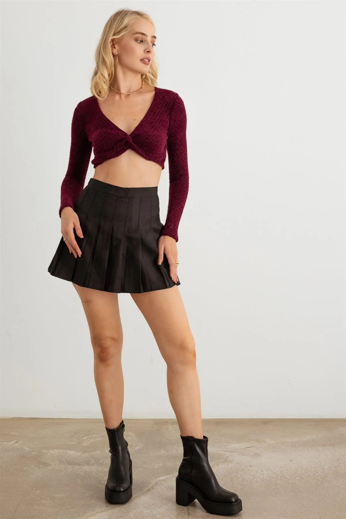 Knit Long Sleeve Twist Front Crop Top