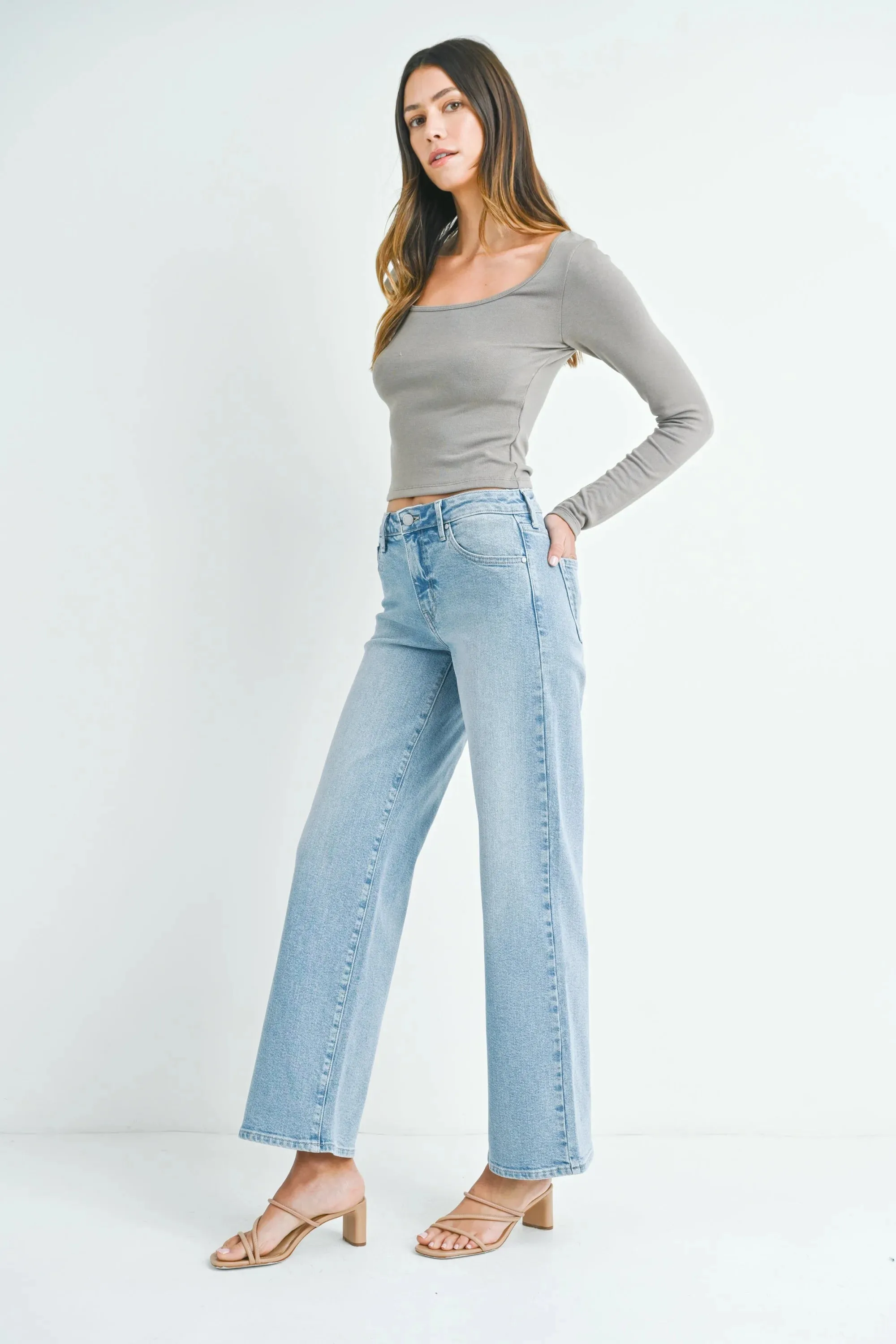 MIDRISE SLIM WIDE LEG DENIM JEANS WITH LIGHT STRETCH