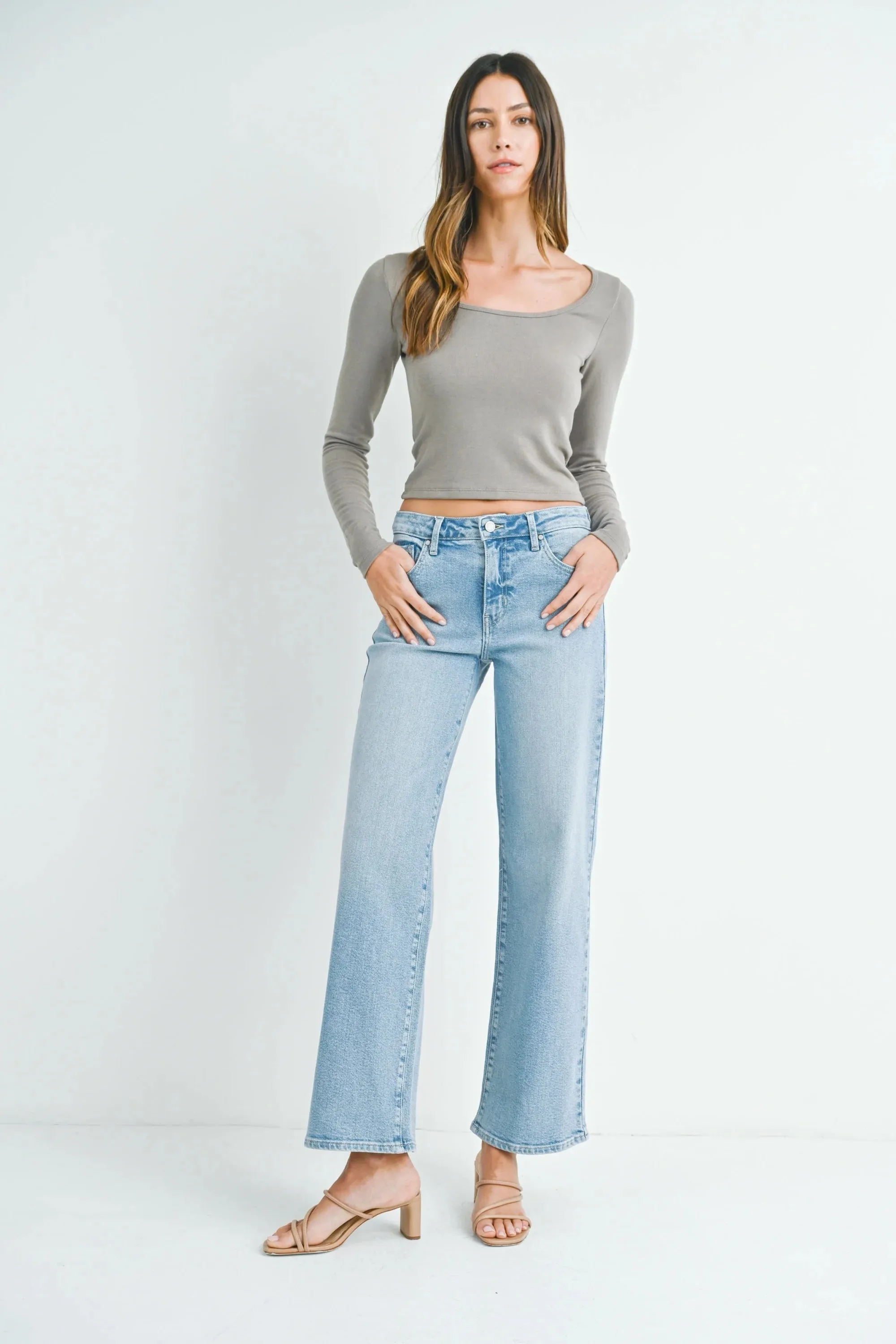MIDRISE SLIM WIDE LEG DENIM JEANS WITH LIGHT STRETCH