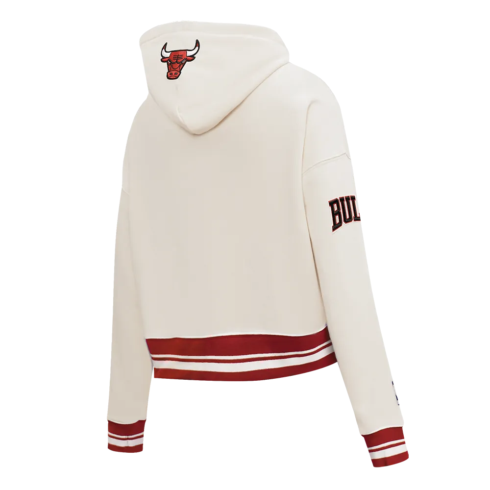 NBA CHICAGO BULLS RETRO CLASSIC WOMEN'S CROPPED PO HOODIE (EGGSHELL/ RED)