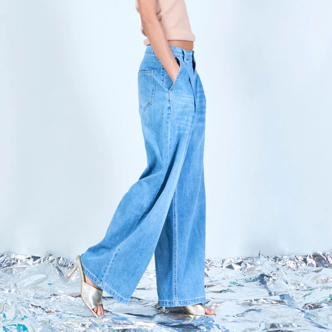 Pleated straight-leg denim trousers wholesale