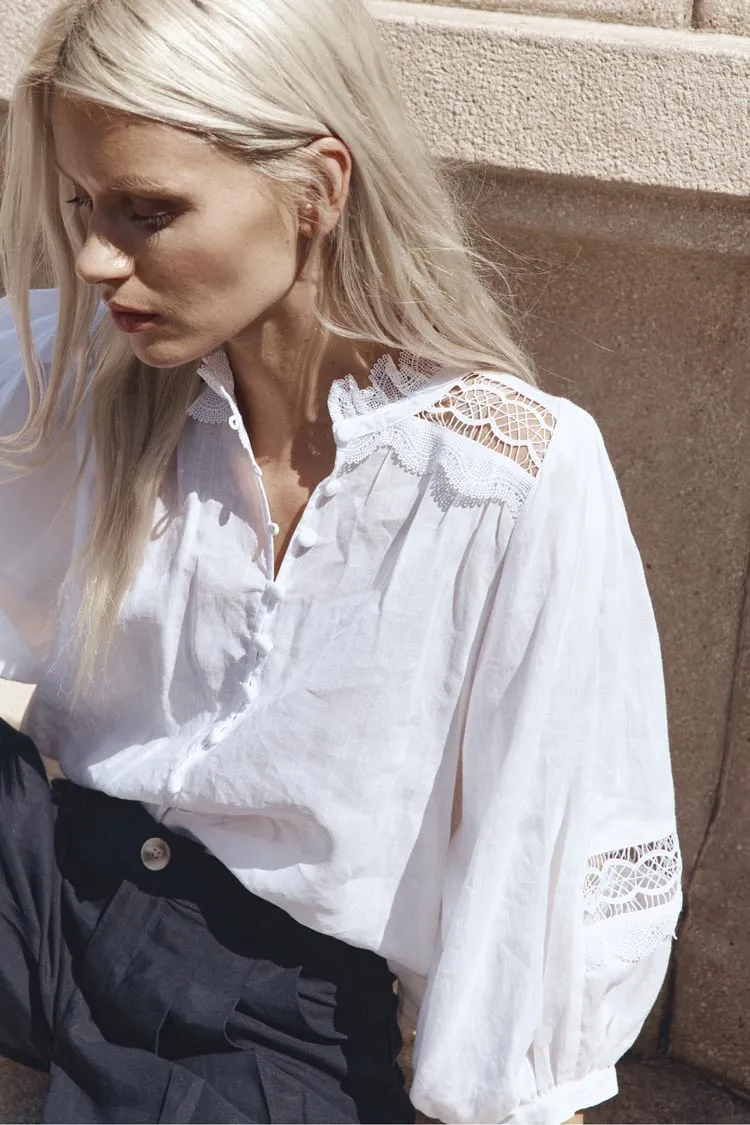 Quell Top in Porcelain