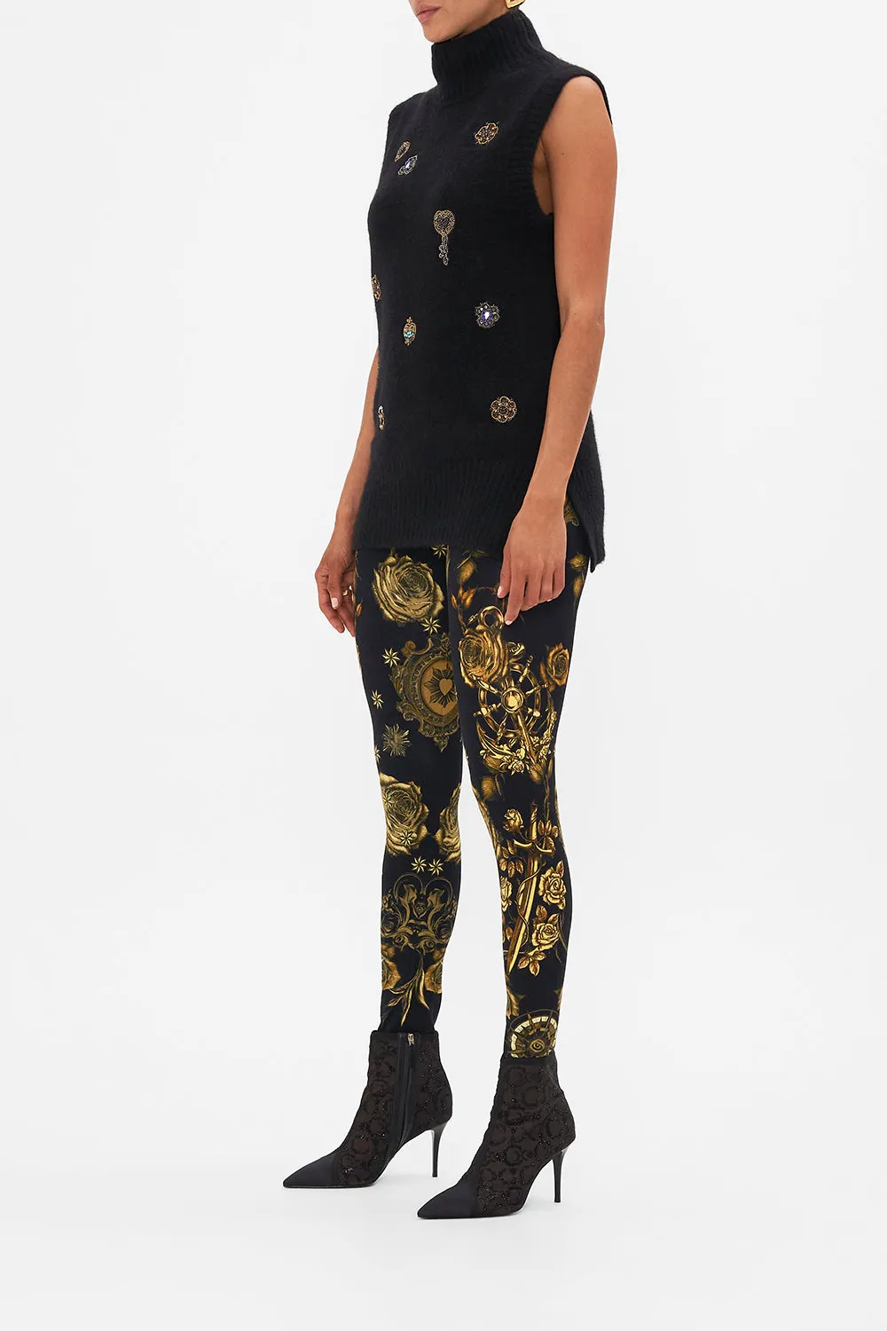 RELAXED SLEEVELESS TURTLENECK KNIT TOP AMSTERGLAM