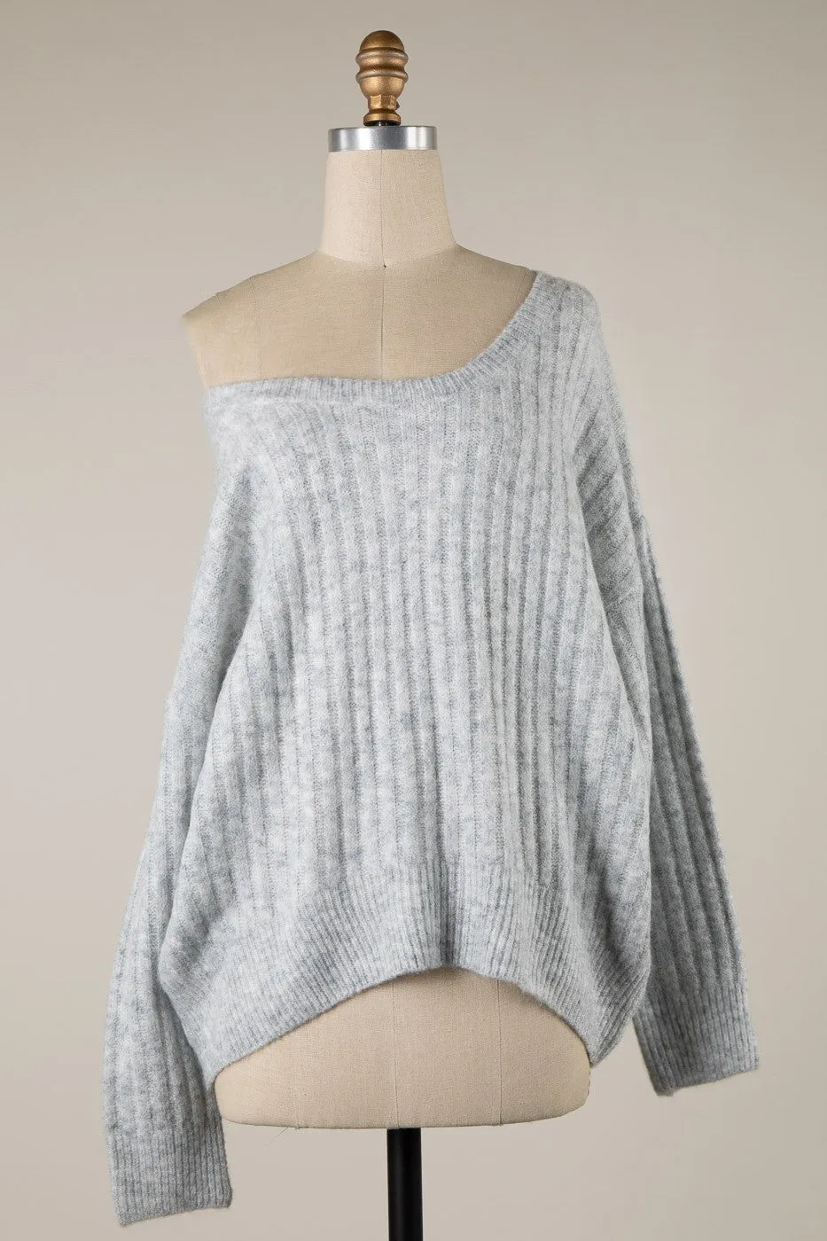 ROUND NECK RIBBED SOFT KNIT SWEATER