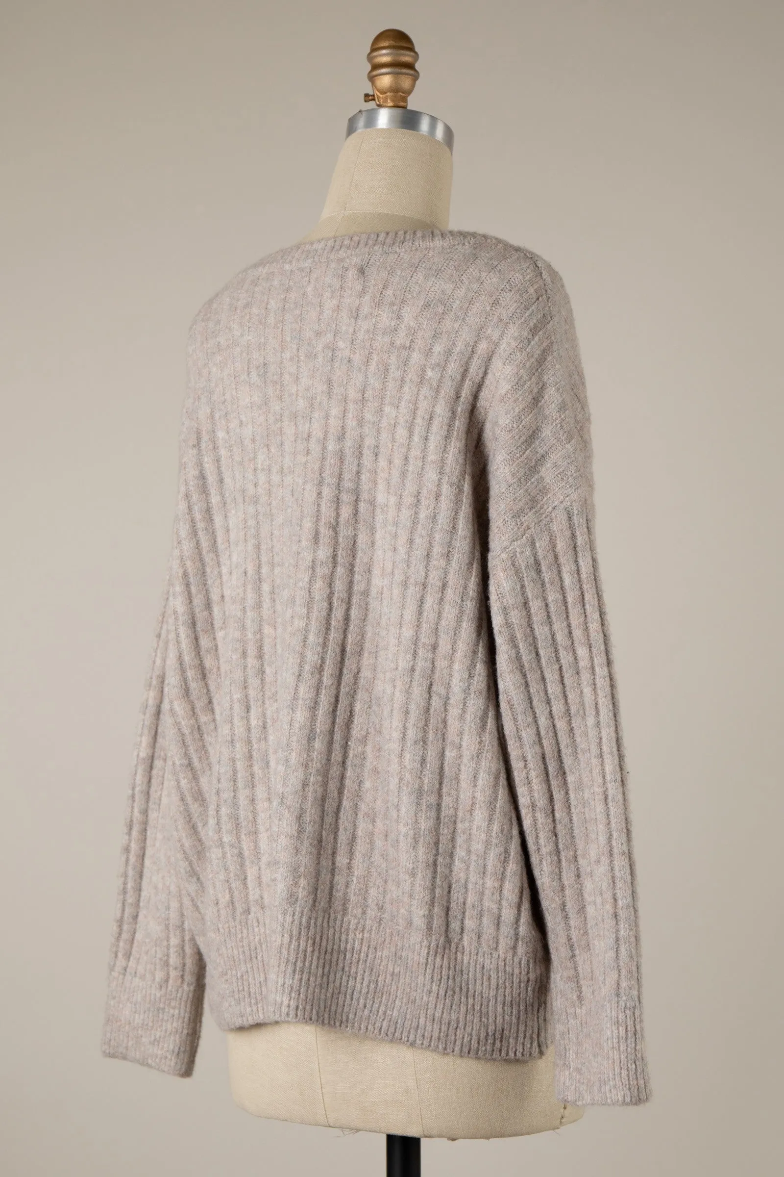 ROUND NECK RIBBED SOFT KNIT SWEATER