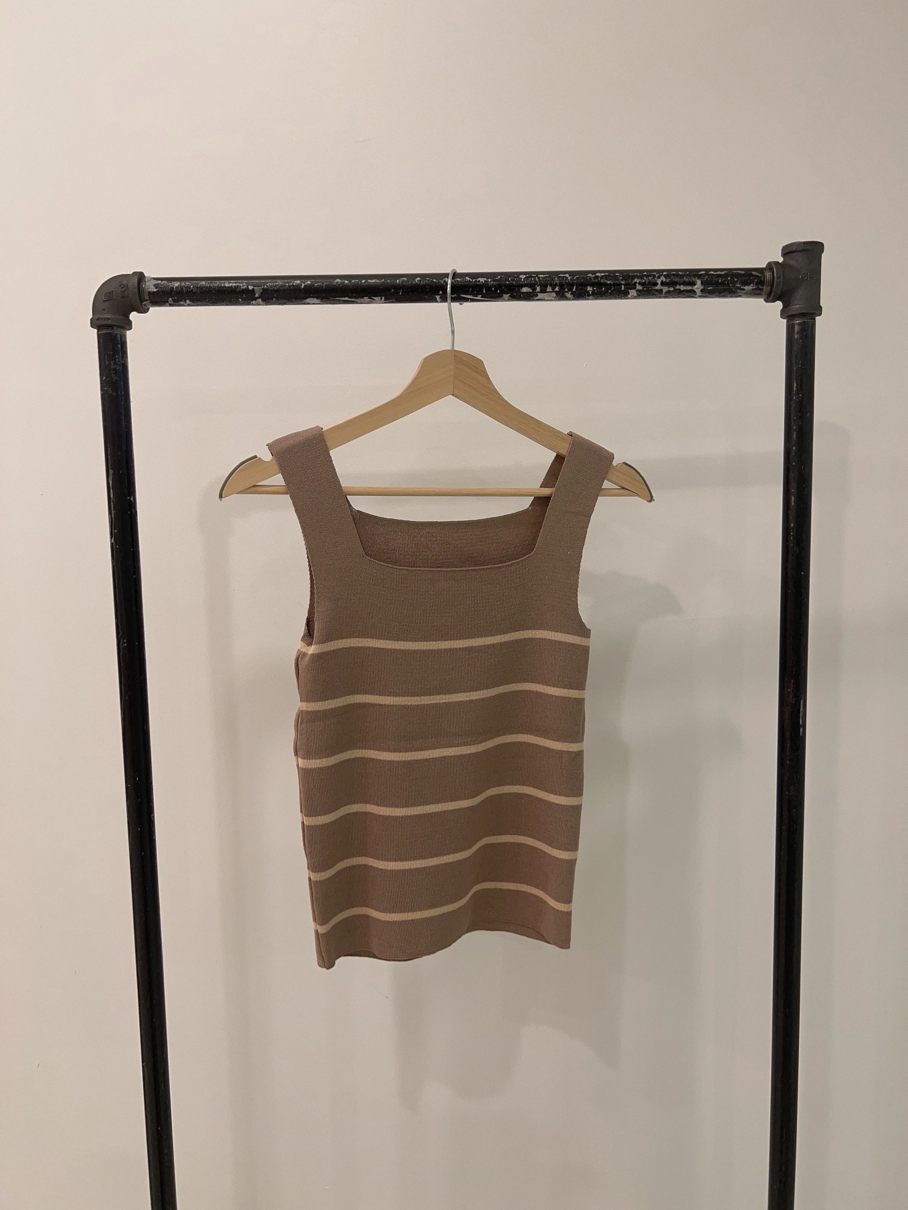 TARA Knitted tank top