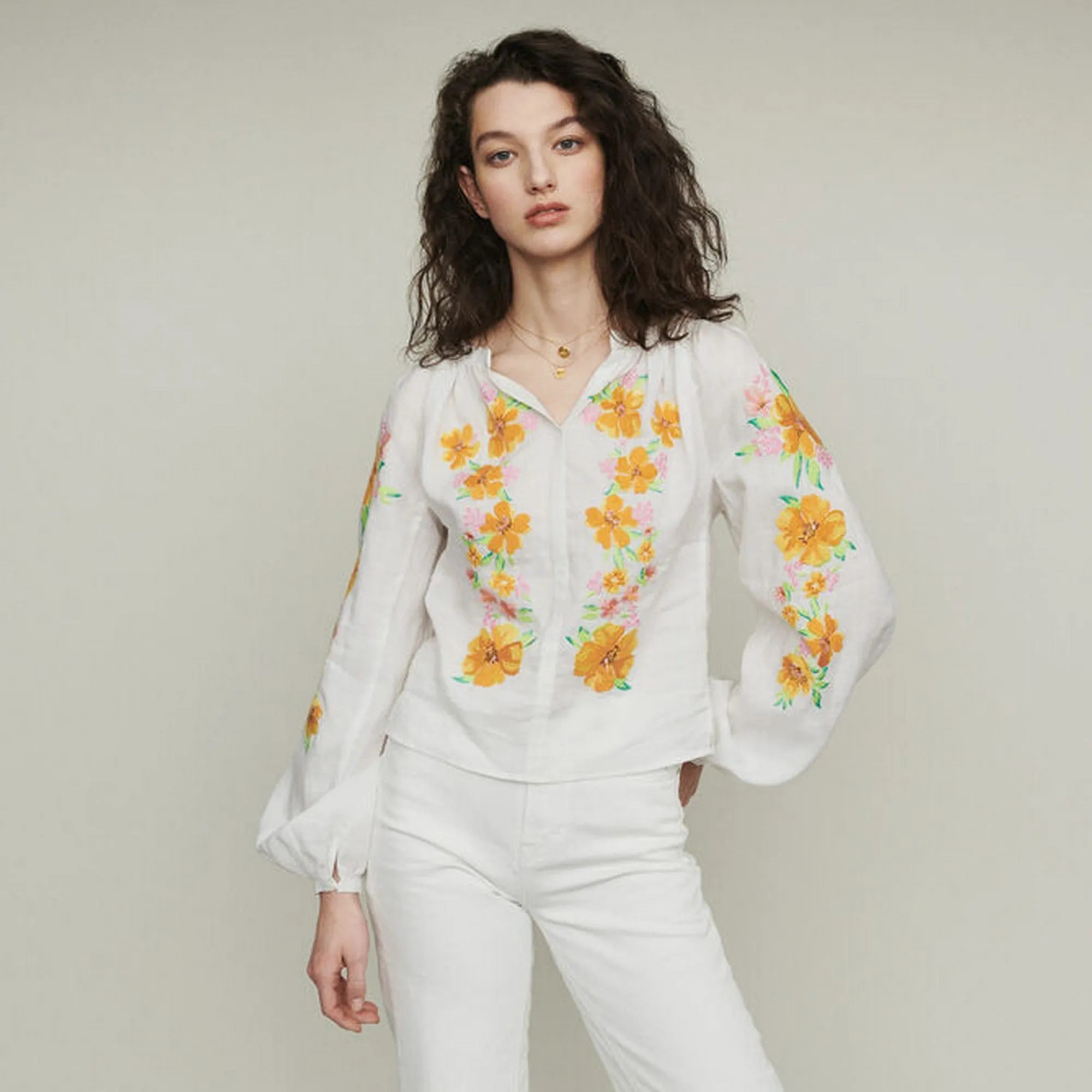 Top With Puff Sleeves And Embroidery - White