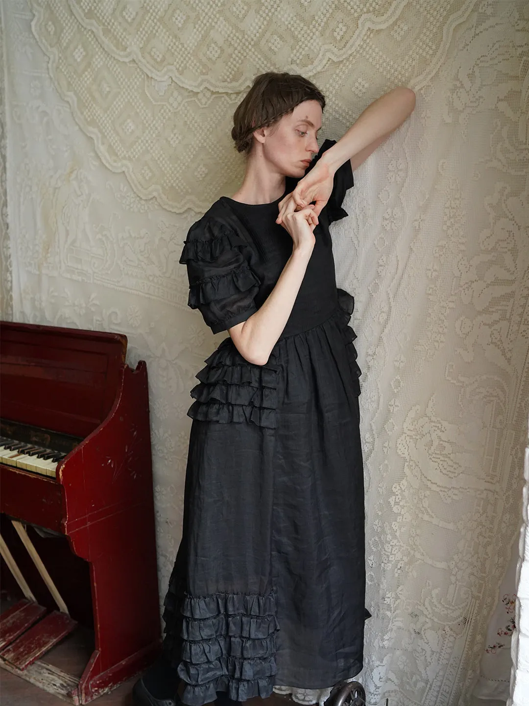 Unlogical Poem Victorian Style Ruffled Red/Black/Pink Ramie Dress
