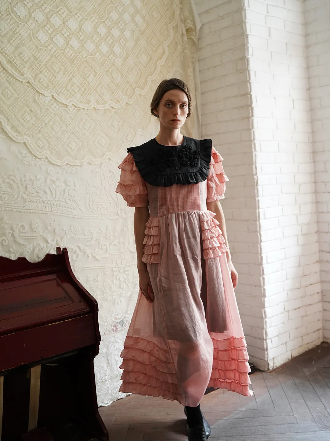 Unlogical Poem Victorian Style Ruffled Red/Black/Pink Ramie Dress