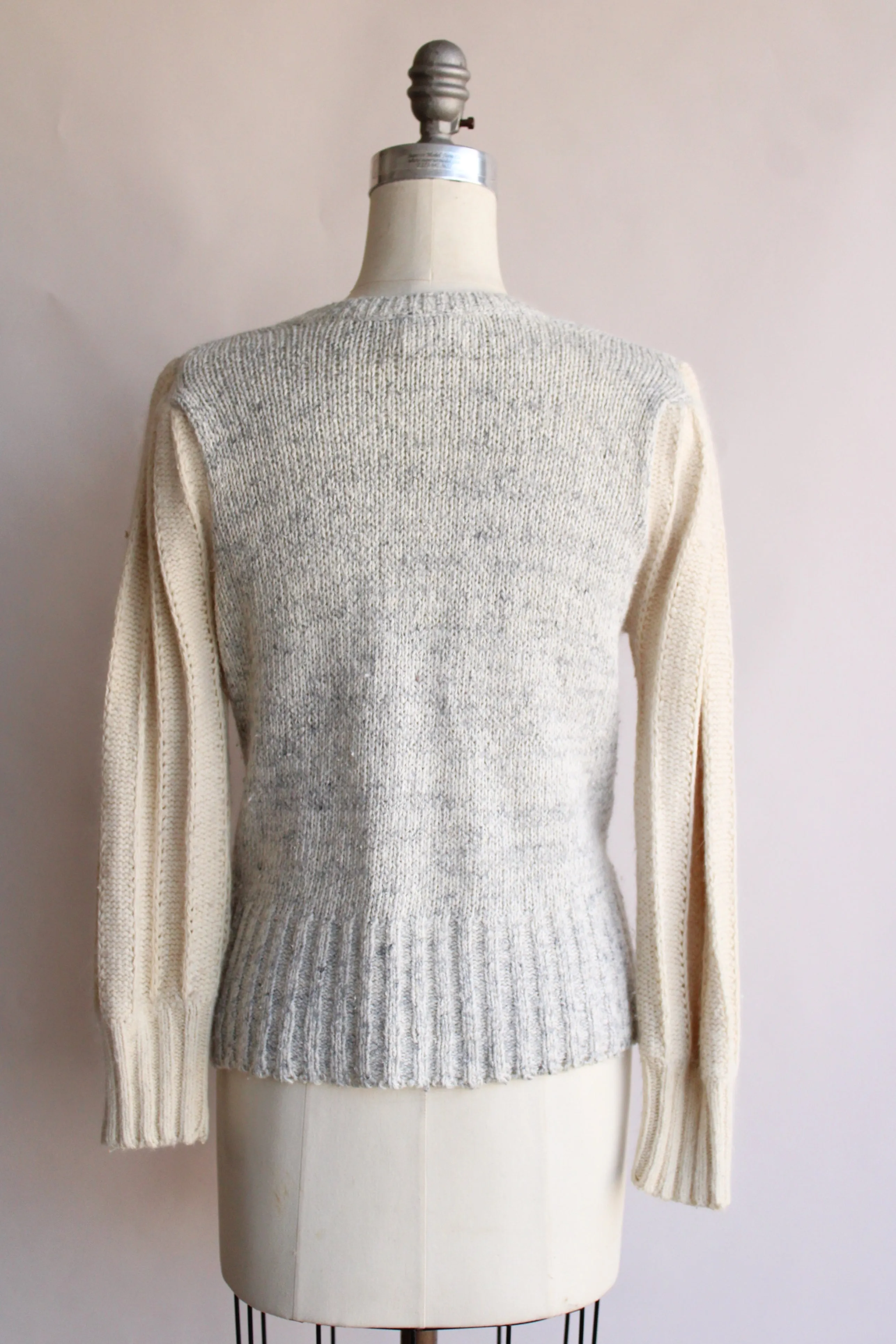 Vintage 1980s Gray and Cream Sweater
