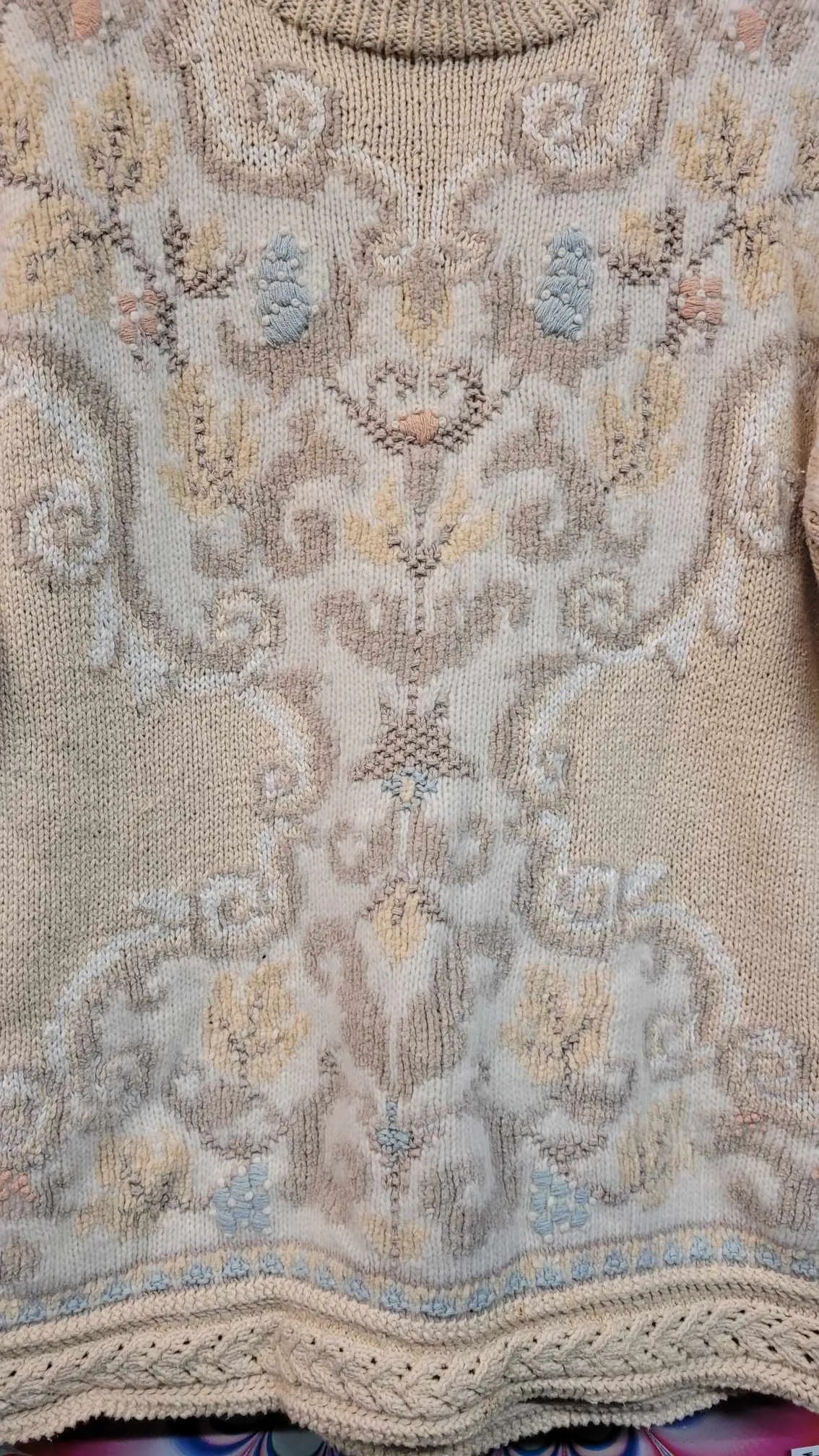 Vintage 90's Pastel Cream Sweater