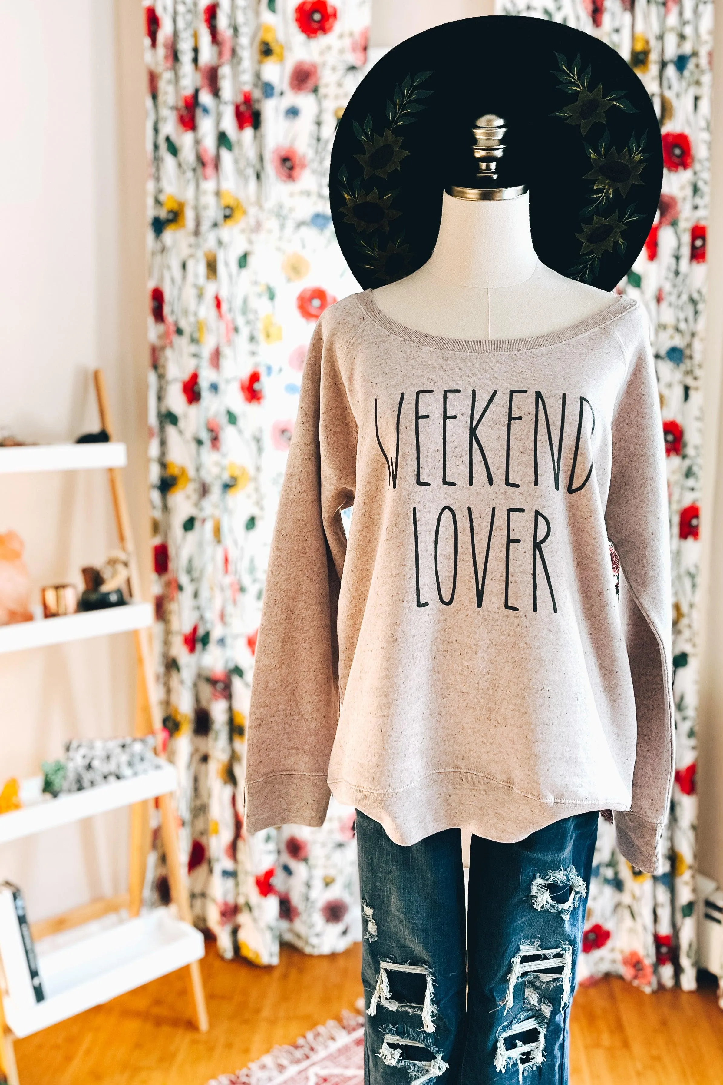 Weekend Lover Relaxed Scoop Neck Pullover