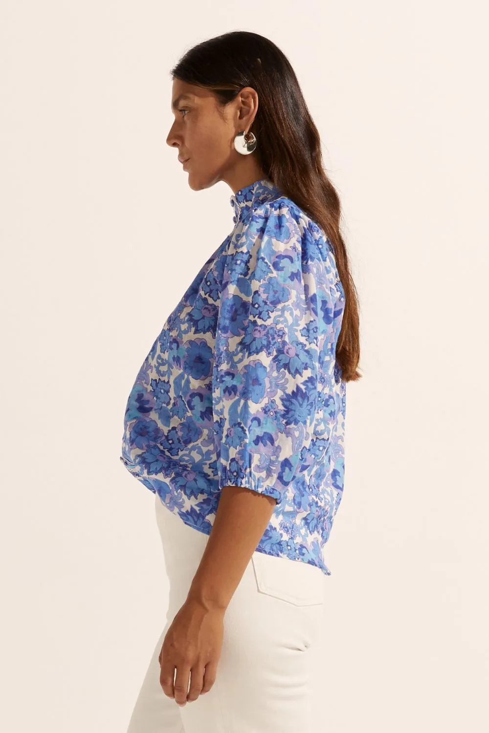 ZOE KRATZMANN | outlook top pacific floral